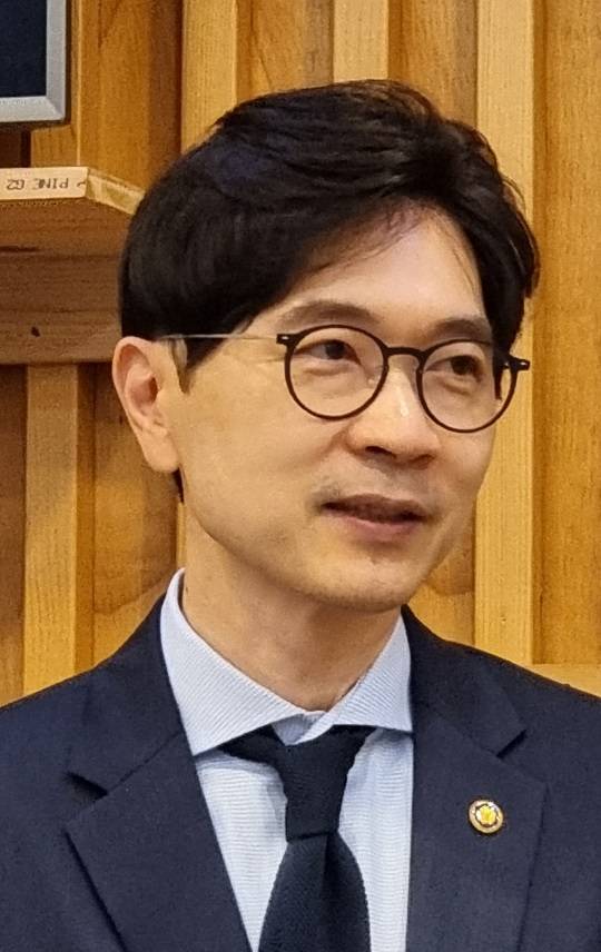 박성훈 해양수산부 차관이 어제(10일) 기자간담회에서 발언하고 있다. (사진제공=해양수산부)