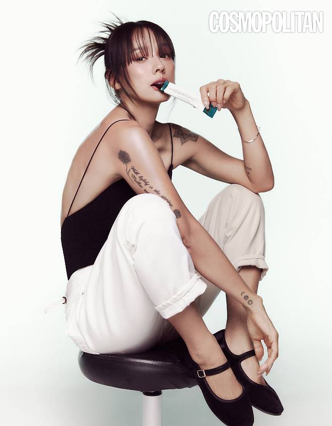 이효리/사진=코스모폴리탄
