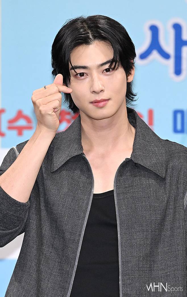 차은우 '사랑에 빠질 수 밖에'