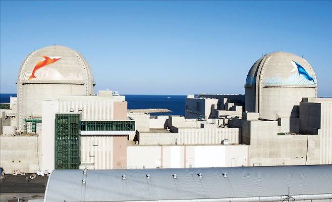 경북 울진에 위치한 신한울1호기(왼쪽)와 2호기. /사진=한국수력원자력 제공