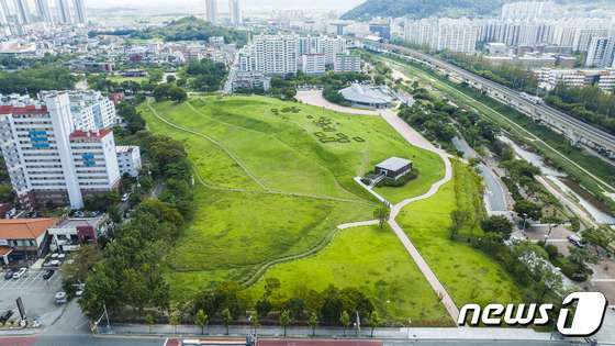 경남 김해시 대성동에 있는 2만381㎡ 규모의 고분군 (김해시 제공)