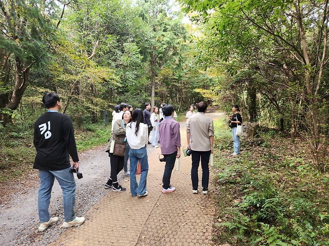 14일 서귀포치유의숲에서 열린 ‘스트레스 제로 킹 in 제주’ (제주관광공사 제공)