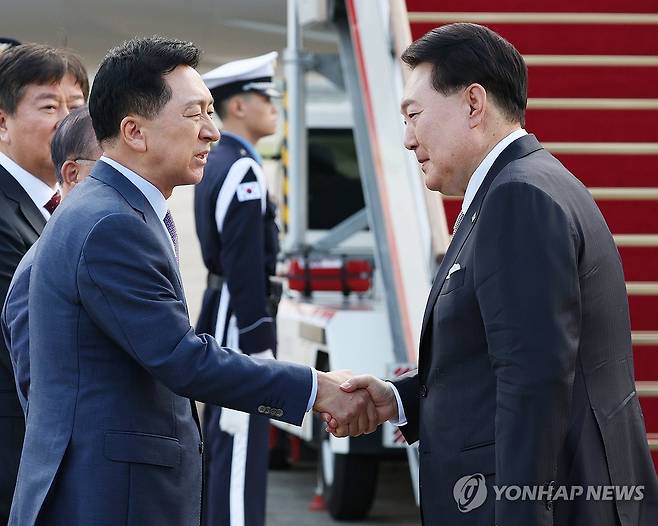 윤석열 대통령과 국민의힘 김기현 대표 [연합뉴스 자료사진]