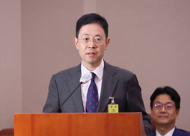 손준성 대구고등검찰청 차장검사가 20일 국회 법제사법위원회에서 열린 대전고등검찰청, 광주고등검찰청, 대구고등검찰청 등에 대한 국정감사에서 의원 질의에 답변하고 있다. 연합뉴스