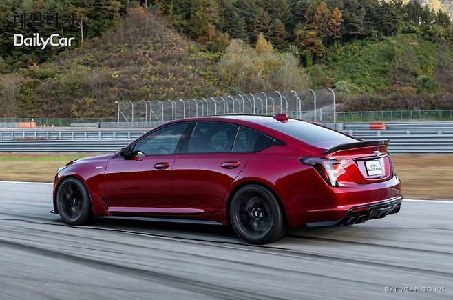 캐딜락, CT5-V 블랙윙