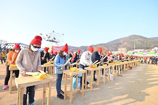 예전 사과축제 모습 [청송군청 제공.재판매 및 DB 금지]