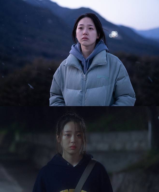 김시은이 주연을 맡은 영화 '다음 소희'(上)·'너와 나'(下) ⓒ트윈플러스파트너스/그린나래미디어