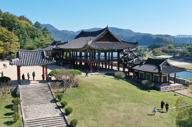 경남 밀양 영남루 전경. 사진=밀양시.