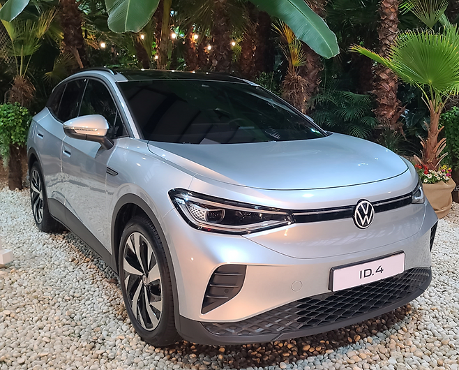 2023 폭스바겐 ID.4