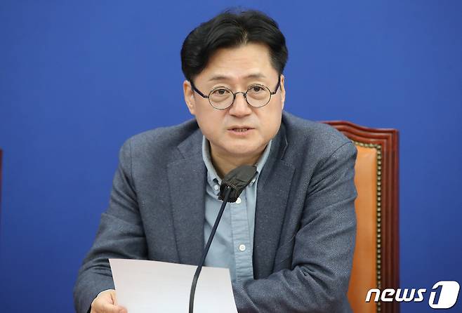 홍익표 더불어민주당 원내대표. 뉴스1 ⓒ News1 임세영 기자