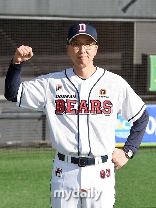 두산 베어스 코치 시절의 김우석 코치./마이데일리