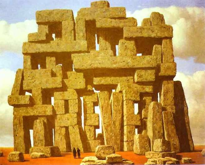 대화의 기술(1950). 미셸 푸코는 이 작품에 대해 이렇게 적었다. "태초의 풍경 속에 아주 작은 두 인물이 대화를 나누고 있다. 돌들의 침묵, 돌벽의 침묵이 알아들을 수 없는 웅얼거리는 대화를 곧바로 집어삼킨다. 이 거대한 돌덩어리들은 서로 이야기를 나누는 이 두 무언의 인물들 위로 우뚝 솟아 있다..."