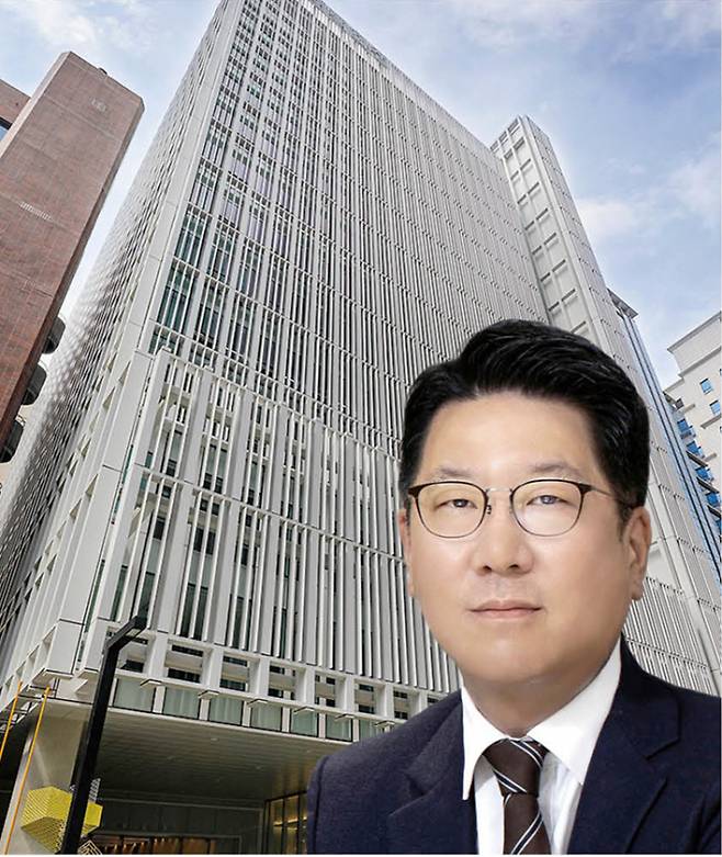 더현대 서울이 지난해 매출 9500억원을 기록한 데 이어 올해도 월평균 20% 가까운 매출 신장률을 기록하며 '1조 클럽' 입성을 앞두고 있다. /사진=현대백화점