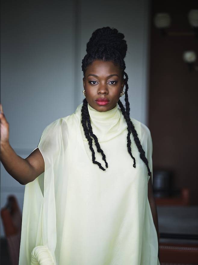 니아 다코스타 감독