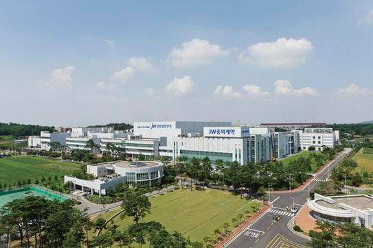 JW당진생산단지 전경. JW생명과학은 수액 제품 개발과 생산을 담당한다.