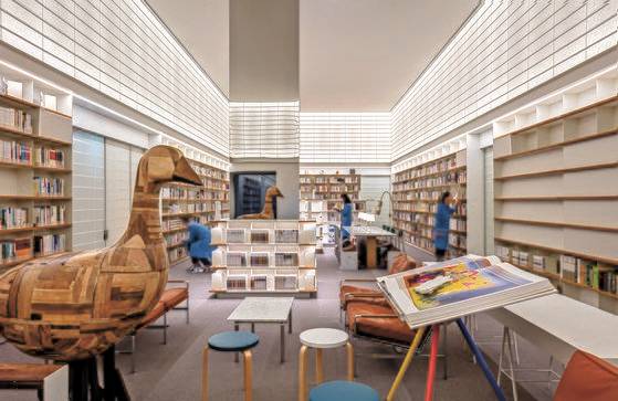 서울 강남구에 위치한 회원제 문학전문도서관 '소전서림' 내부. 중앙포토