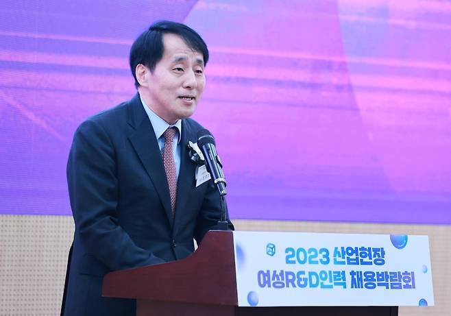 ▲ 축사하고 있는 장영진 산업통상자원부 1차관 사진 : 연합뉴스&nbsp;