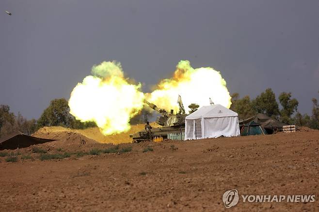 가자 지구 공격하는 이스라엘군 [AFP 연합뉴스 자료 사진. 재판매 및 DB 금지]