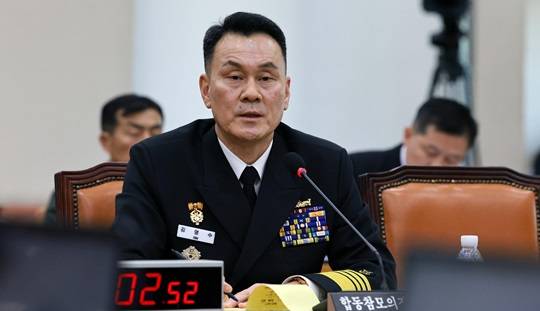 김명수 합동참모본부 의장(합참의장) 후보자가 15일 오전 서울 여의도 국회에서 열린 인사청문회에서 의원 질의에 답변하고 있다. [사진=뉴시스]