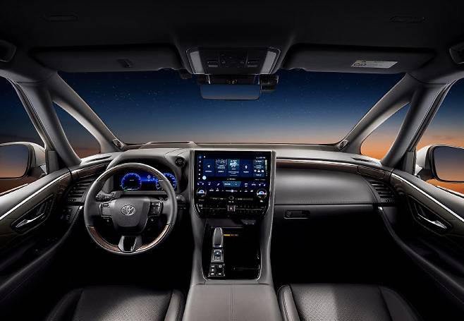 토요타 알파드 실내. (사진=토요타코리아)