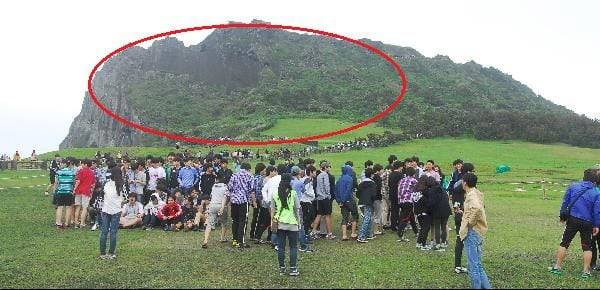 대형 영상물 스크린으로 활용될 성산일출봉 벽면(원안)./조선DB