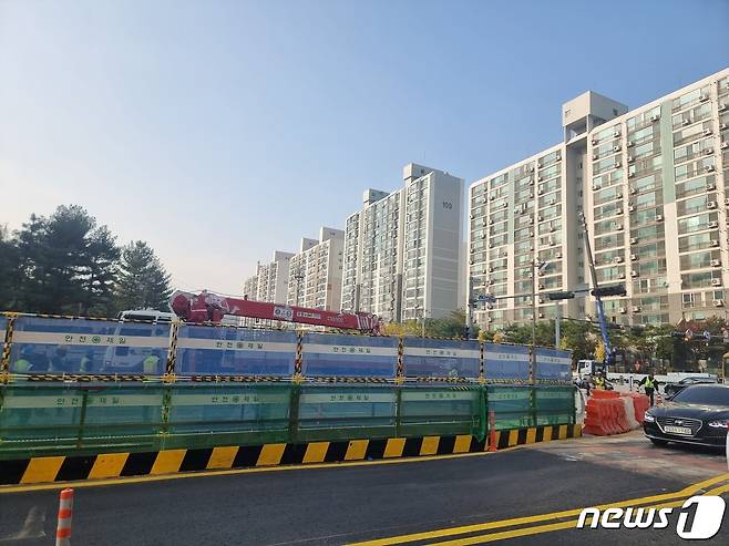 구리시 수택동에서 장자호수공원역 신설 공사가 진행되고 있다. 2023.11.15/뉴스1 ⓒ News1 박기현 기자
