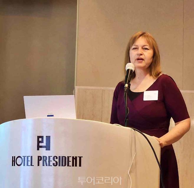 마리아 스와르초바(Mária Schvarczová) 슬로바키아 관광청 마케팅 커뮤니케이션 매니저가 솔로바키아의 역사문화, 성, 온천 등 다양한 매력에 대해 알렸다.