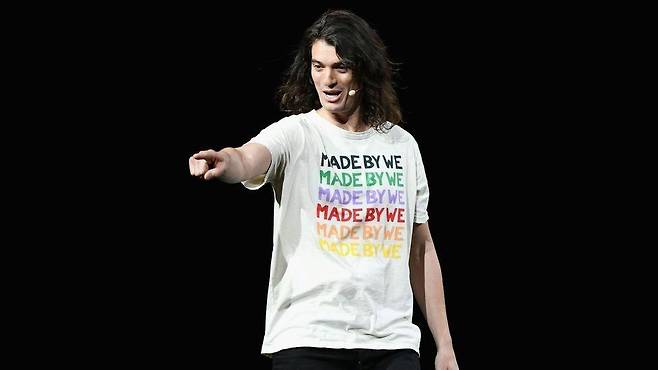 위워크의 공동 창업자이자 전 CEO인 아담 뉴먼은 위워크가 세간의 주목을 받고 또 몰락하면서 관심의 대상이 됐다