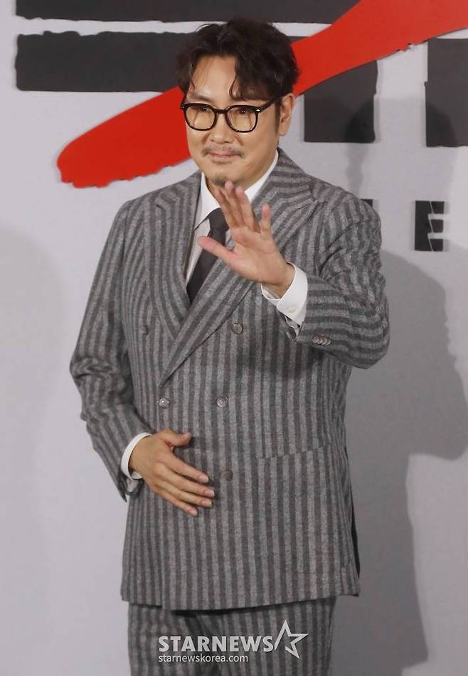 조진웅, '노 웨이 아웃' 출연 확정..이선균 빈자리 채운다[★NEWSing]