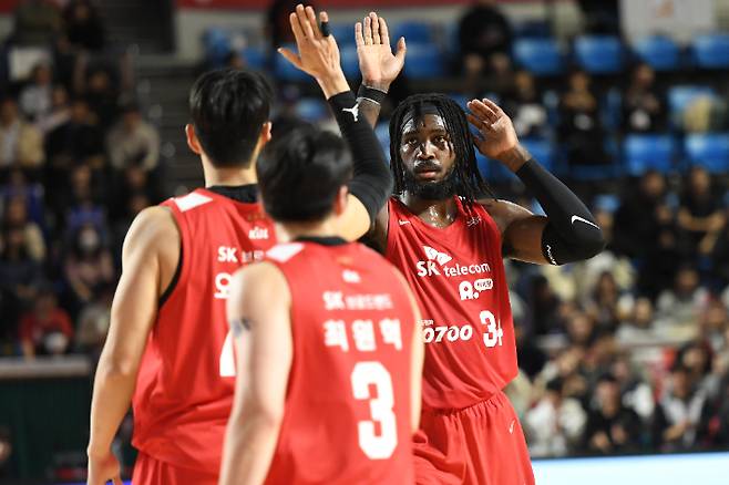 3연승을 달린 SK. KBL 제공