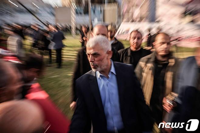 팔레스타인 무장정파 하마스의 수장으로 알려진 야히아 신와르의 모습. 2023.4.14/뉴스1 ⓒ AFP=뉴스1 ⓒ News1 김민수 기자