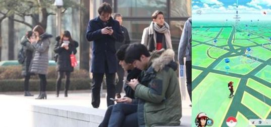 서울 광화문에서 포켓몬고를 즐기는 시민들(왼쪽)과 포켓몬고 게임 화면/조선일보DB