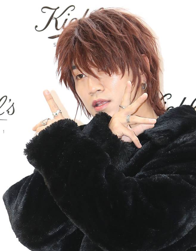 방송인 김경욱이 연기하는 다나카. 일본 호스트바 직원을 모티브로 했다./뉴스1