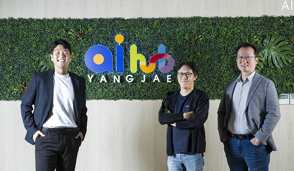 From left Toonsquare CEO Lee Ho-young, Crowdworks CEO Park Min-woo, and Petnow CEO Lim Joon-ho. [Courtesy of Seoul Metropolitan Government]