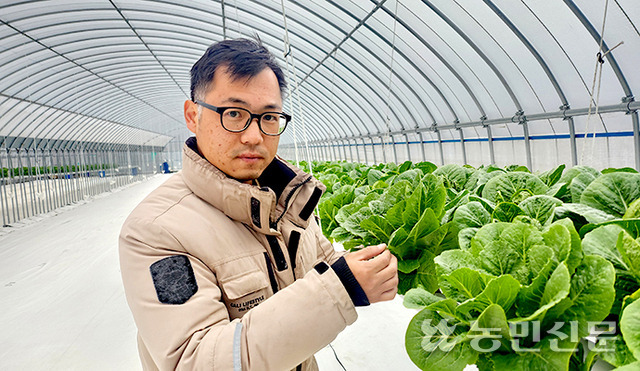 농촌진흥청이 개최한 ‘2023 청년 농산업 아이디어 경진대회’에서 대상을 수상한 정일민 연지농장 대표.