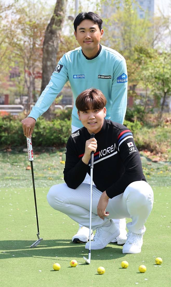 아마추어 신분으로 한국프로골프(KPGA) 코리안투어 정상에 올라 프로 잡는 아마로 불렸던 조우영(위)과 장유빈. 매경DB