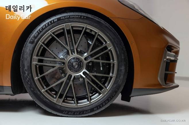 포르쉐, 파나메라