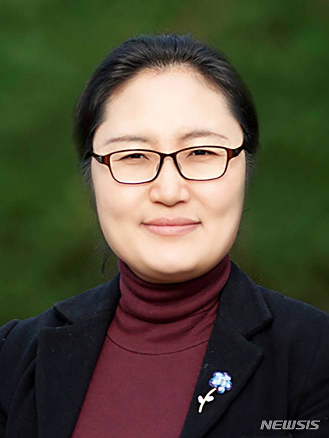 [장흥=뉴시스] 전남 장흥향원중학교 방준수 수석교사 '2023년 대한민국 수학교육상' 수상. (사진=전남도교육청 제공). photo@newsis.com *재판매 및 DB 금지