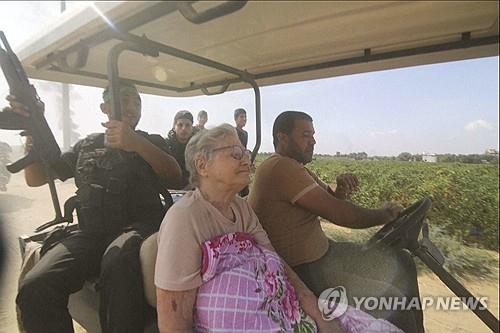 하마스에 납치됐던 야파 아다르(85) [AP 연합뉴스 자료사진]