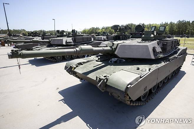 미국의 M1A2 에이브럼스 주력전차 [EPA 연합뉴스 자료사진. 재판매 및 DB 금지]