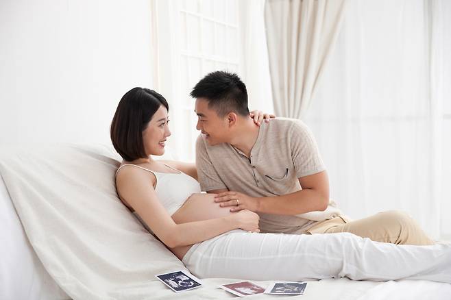 임부의 경우 질 삽입 성교 경험률이 임신 전 90%에서 임신 1기 43%, 임신 2기 35%, 임신 3기 15%로 각각 낮아졌다. [사진= 게티이미지뱅크]
