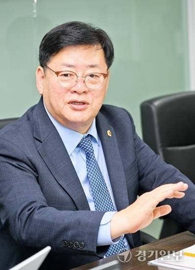 이선구 경기도의회 예결위원장. 윤원규기자