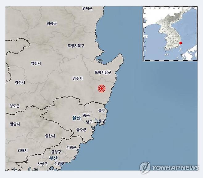 기상청 "경북 경주 동남동쪽서 규모 4.0 지진 발생"     (서울=연합뉴스) 30일 오전 4시 55분 25초 경북 경주시 동남동쪽 19km 지역에서 규모 4.0의 지진이 발생했다고 기상청이 밝혔다.
    진앙은 북위 35.79도, 동경 129.42도이다.
    기상청은 "위 정보는 이동속도가 빠른 지진파(P파)만을 이용하여 자동 추정한 정보"라며 "수동으로 분석한 정보는 지진정보로 추가 발표할 예정"이라고 설명했다. 2023.11.30 [기상청 홈페이지 캡처. 재판매 및 DB 금지] photo@yna.co.kr