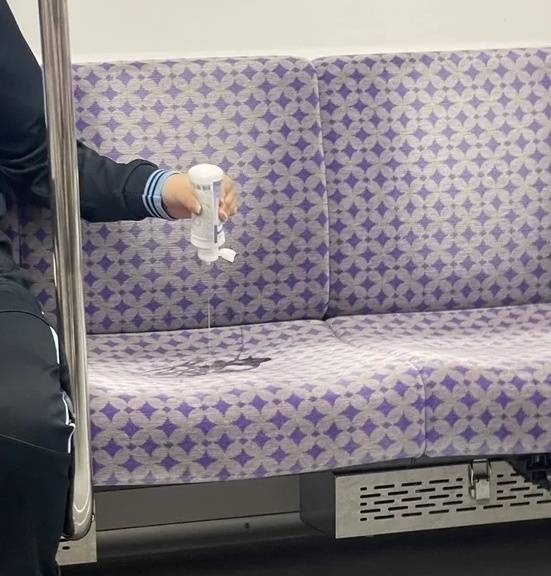 온라인 커뮤니티 영상 갈무리.