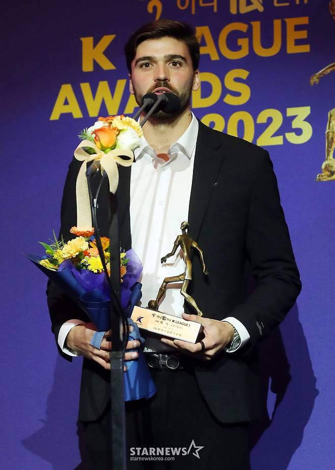 제카 '베스트 11 FW' 수상[★포토]