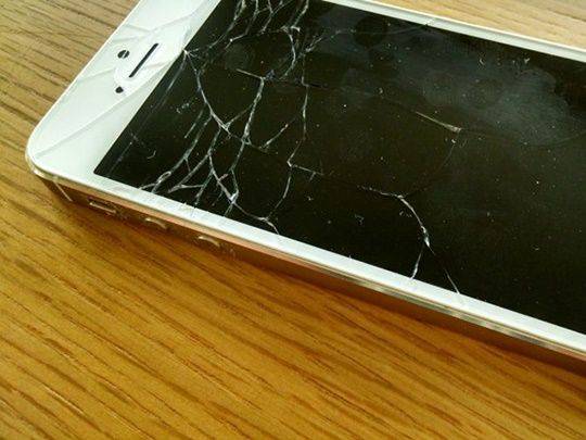 미국 스마트폰 사용자들이 가장 크게 걱정하는문제는 화면 손상인 것으로 조사됐다. (사진=씨넷)