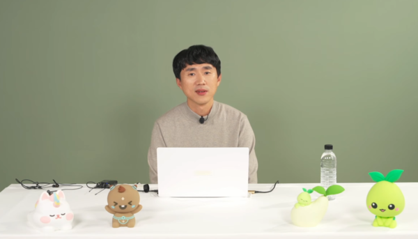 - 금강선 스마일게이트RPG 로스트아크 총괄 디렉터