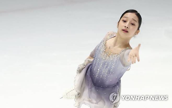 우아한 프리 연기 선보이는 신지아 [연합뉴스 자료사진]