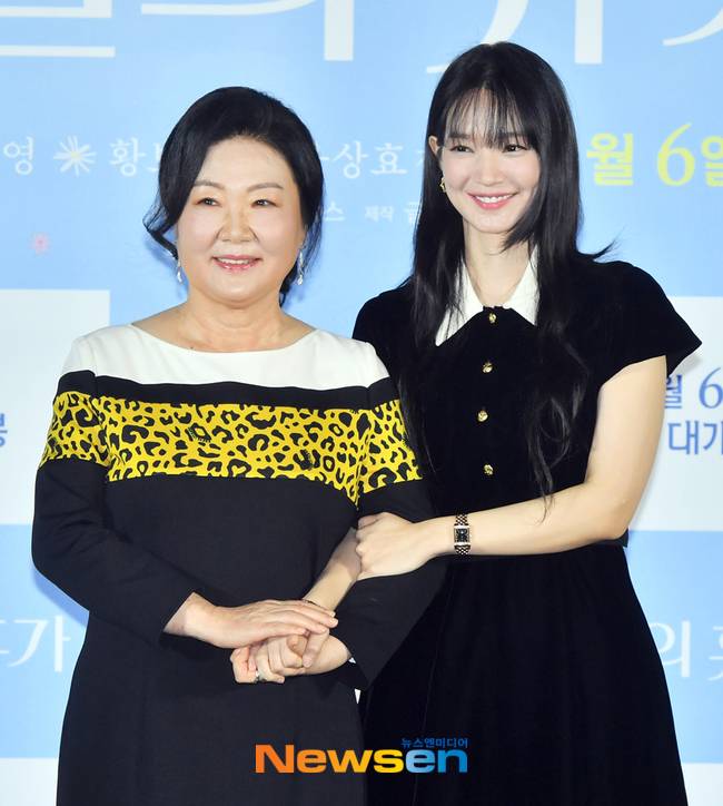 왼쪽부터 김해숙 신민아 (사진=뉴스엔 DB)