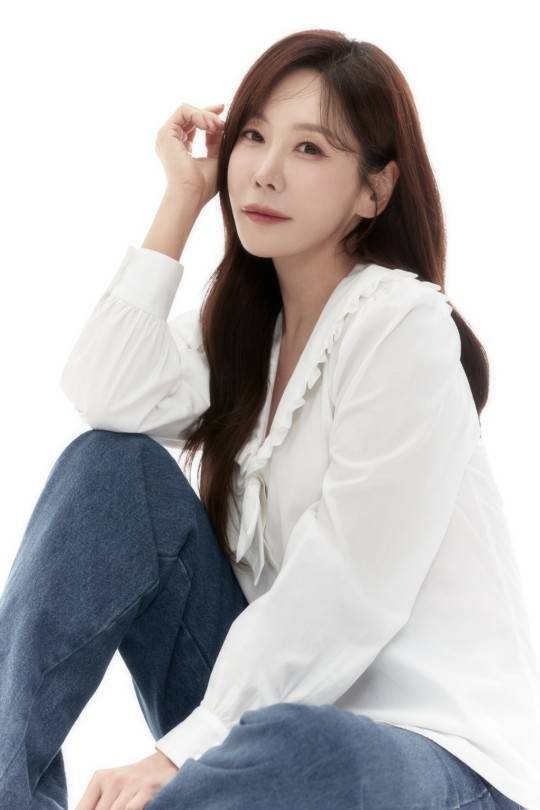 강남 재벌이자 강남순 엄마 ‘황금주’를 연기한 김정은. 사진 ㅣ레드우즈